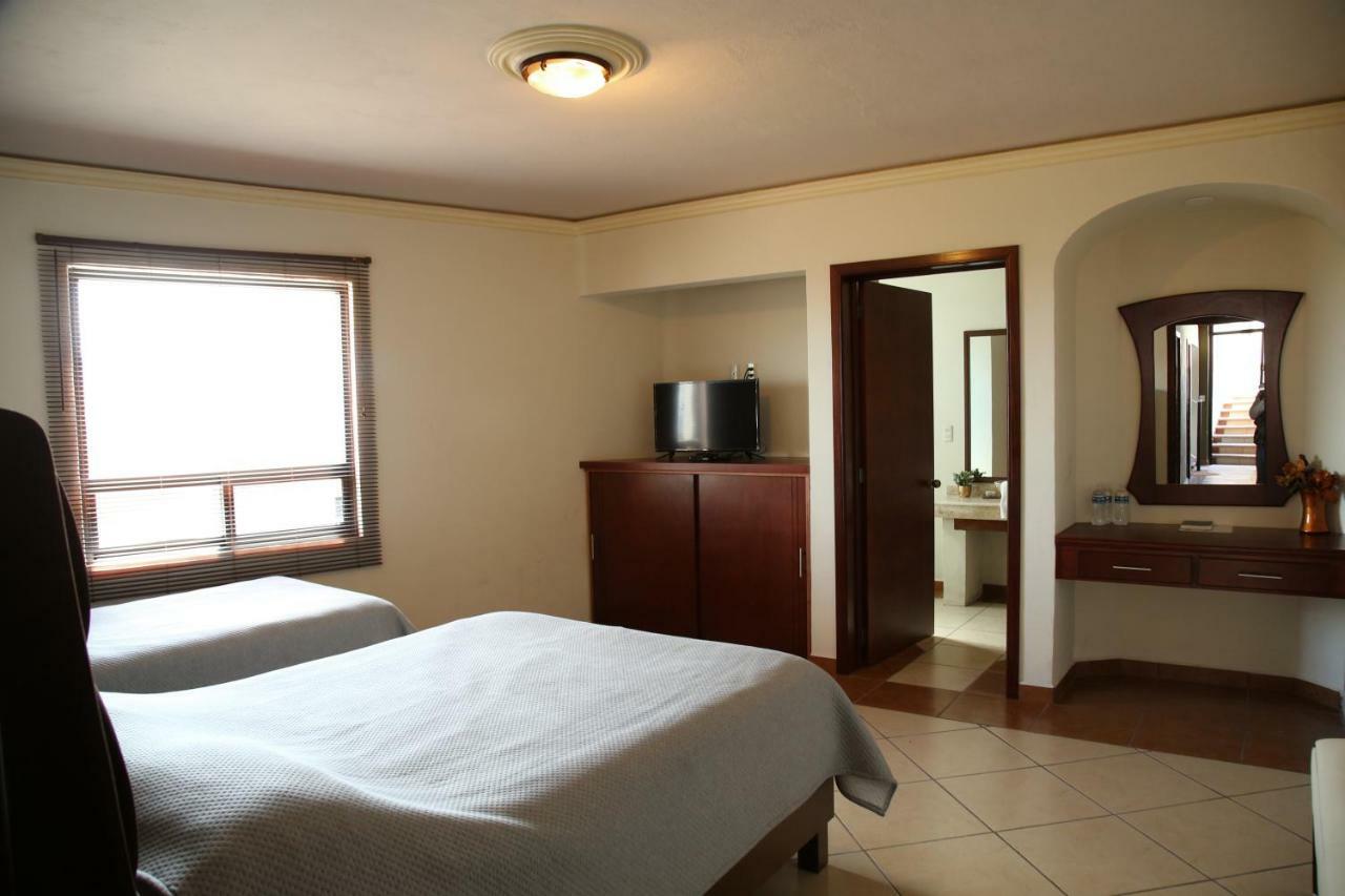 Casa Celia Hotel Restaurante Bernal Kültér fotó